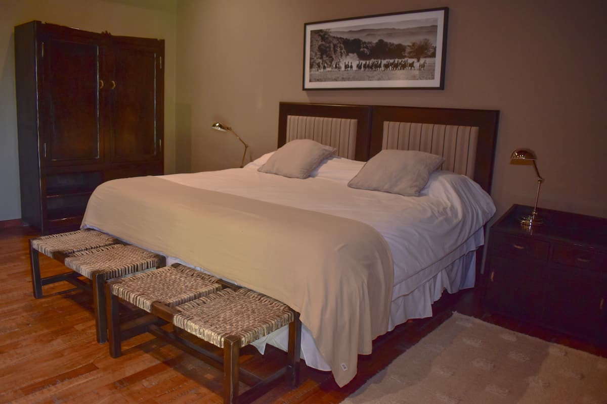 Escondido lodge room 5