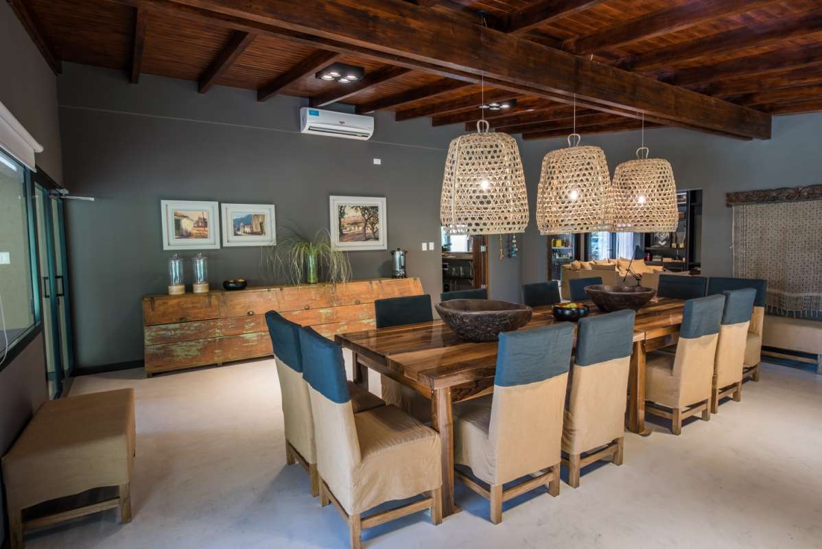 Escondido lodge dining area