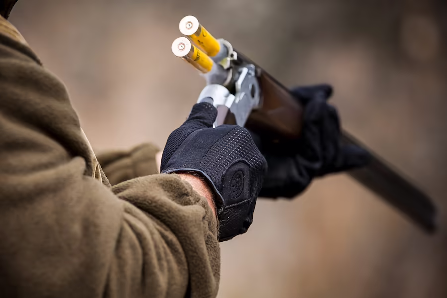 Boy hunting at La Porteñita